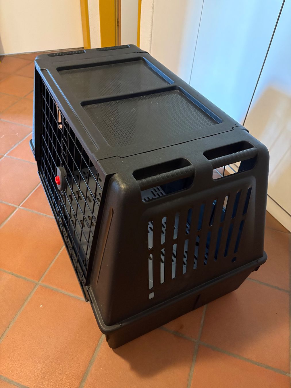 Gabbie, trasporto & Sicurezza: Transportbox Hund schwarz – Usato da Uzwil venduto da mbloe 1