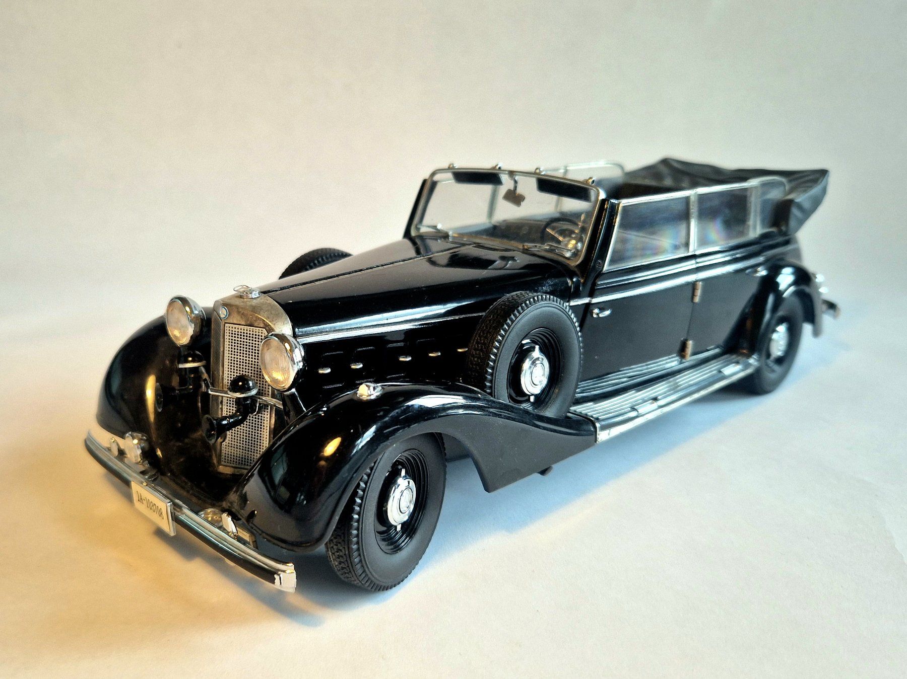Mercedes-Benz Modellini d'auto: Modellauto Mercedes Benz 770K Cabrio Pullmann – Usato da Wetzikon venduto da SIRIOLIT