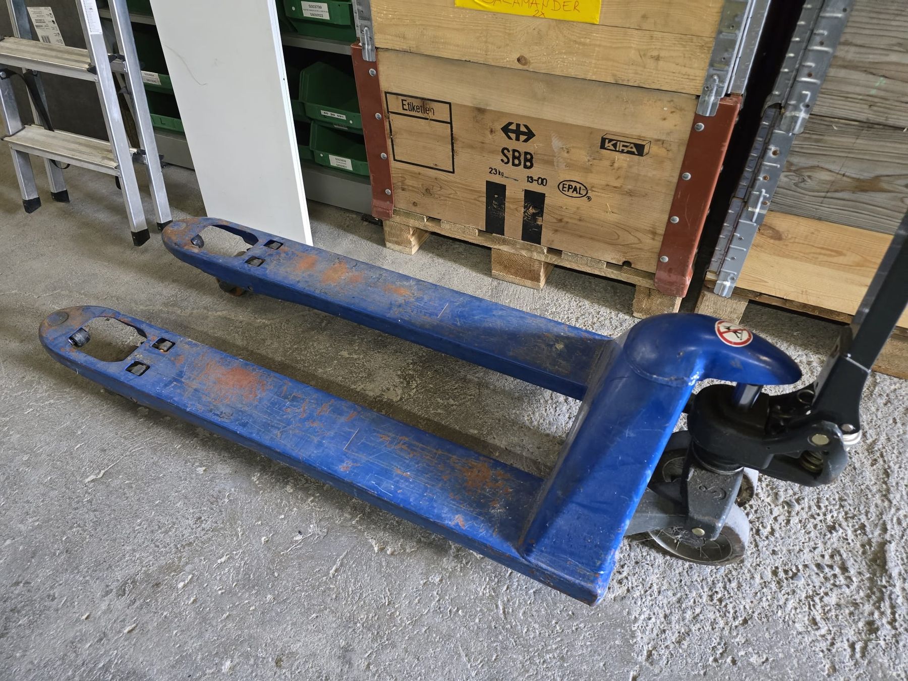 Carrelli elevatori e a forche: Palettenrolli #501 – Usato da Wuppenau venduto da Gastro-Wuppenau 3