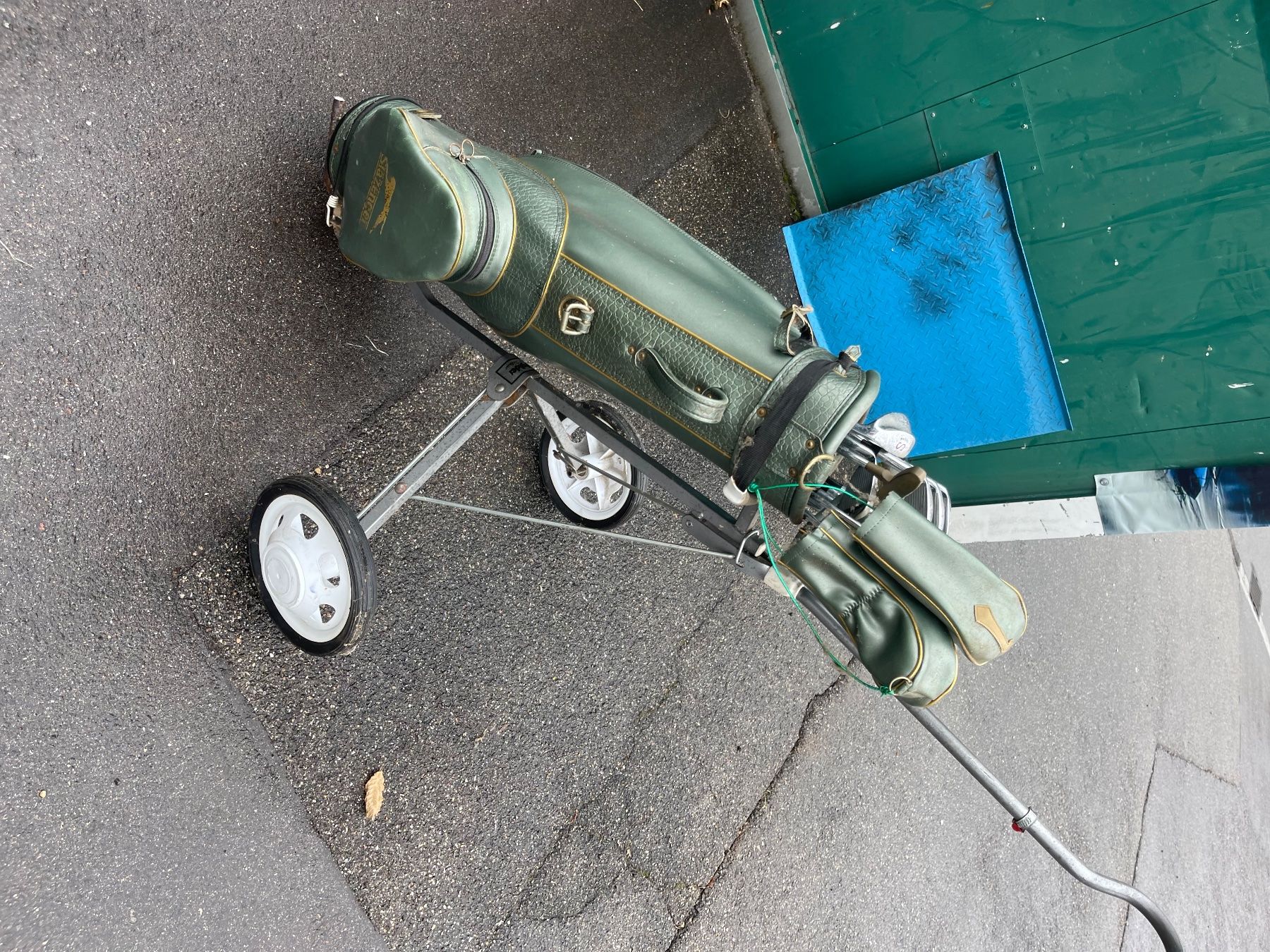 Mazze & Set: Golf schläger und handwägeli – Usato da Arisdorf venduto da fankimaxe 4