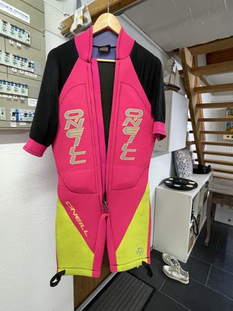 O'Neill Neoprenanzug shorty mit integrieter schwimmweste