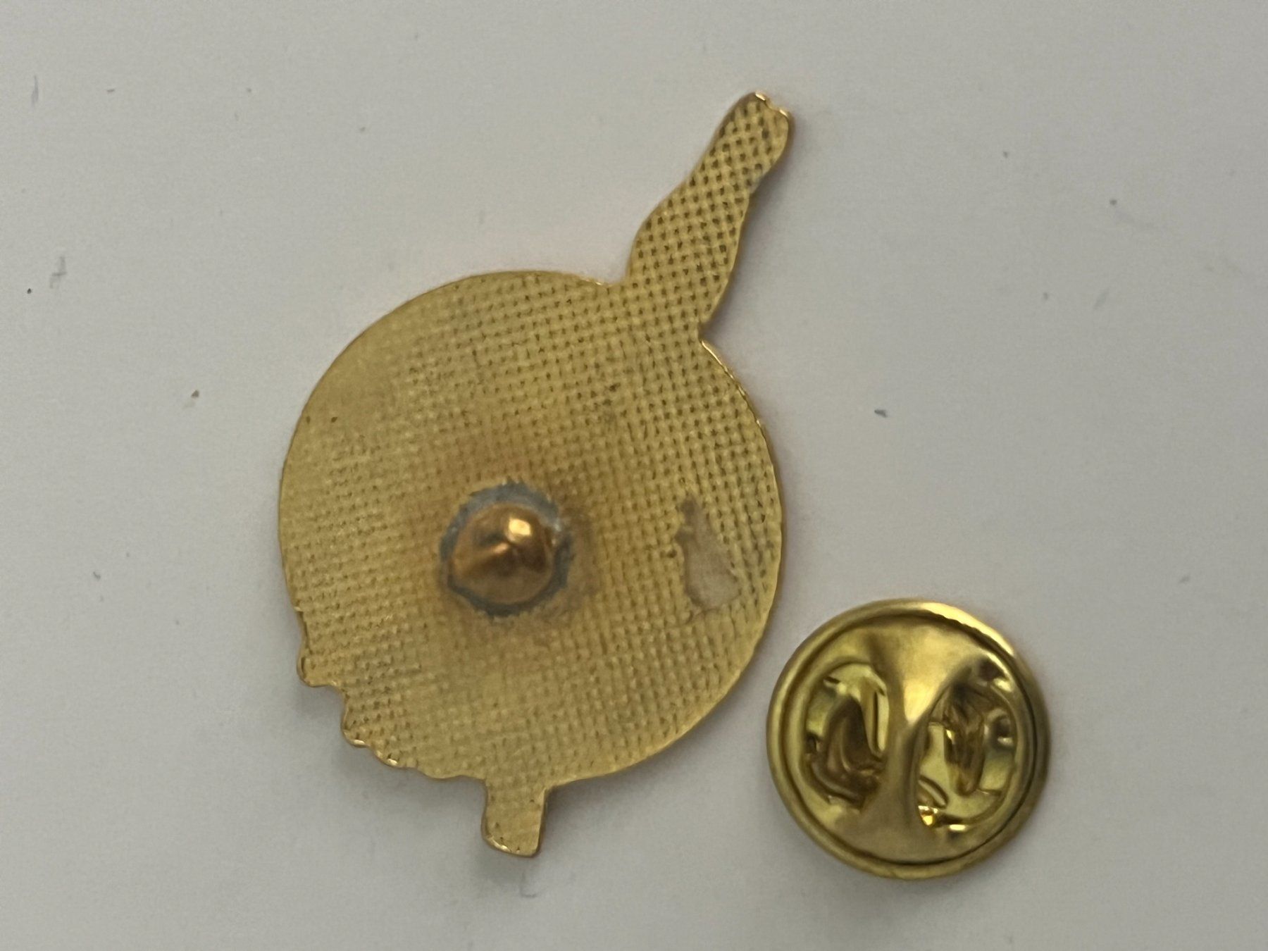 Plaketten & Abzeichen: Pin Lady Luck comic Figur – Gebraucht aus Dietikon von sch_w2tw 1