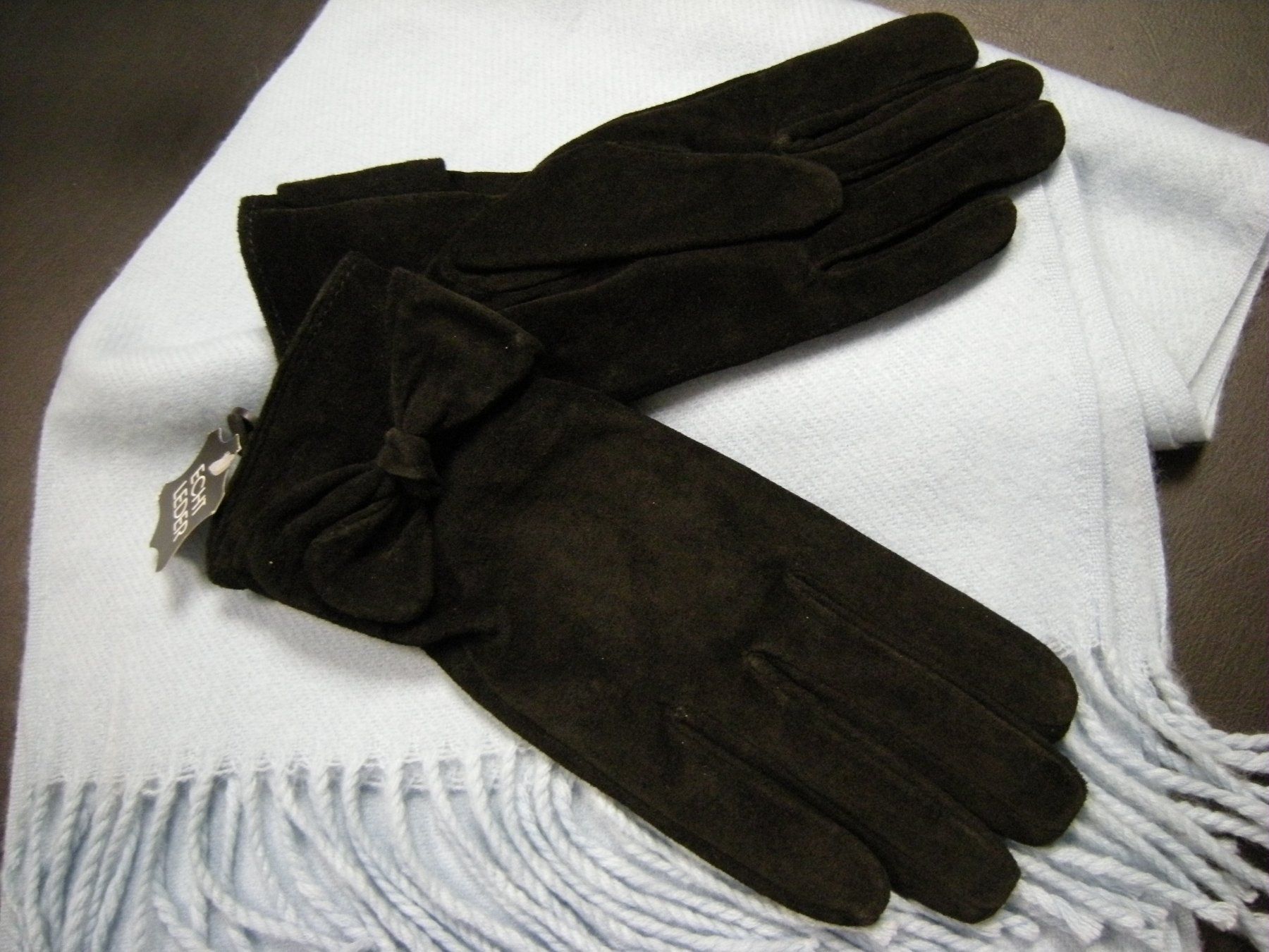 Gants & mitaines : Echt Rauh Leder Handschuhe Gr. M schwarz – Neuf avec emballage d'origine à Holziken par Rupe 1