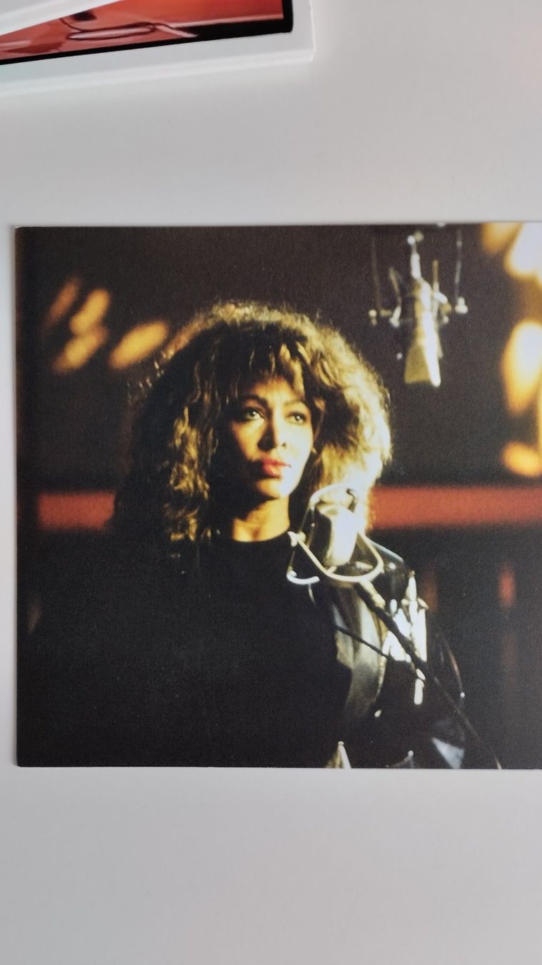 CD: TINA TURNER CD/DVD BOX FOREIGN AFFAIRS – Nuovo (secondo la descrizione) da Basel venduto da Bal-Sagoth 7