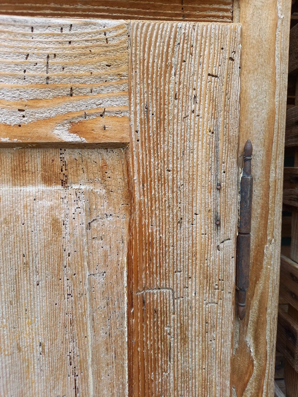 Schränke: Alter Flaschenboden Schrank – Gebraucht aus Süderen von papaver22 5
