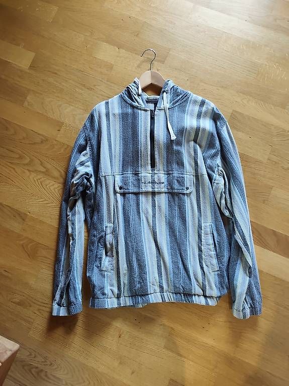 Pullover & Sweatshirts: Quicksilver Sweater – Gebraucht aus Zürich von barbara063