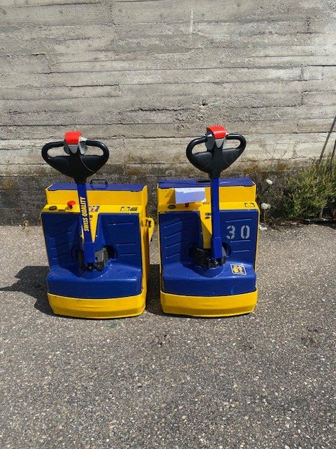 Stöcklin Carrelli elevatori e a forche: 2 x Stöcklin Elektro-Hubwagen – Usato da Laufen venduto da VERARMUS11