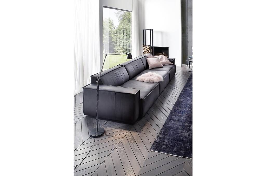 Sofas: XXL Ledersofa Upper East 4.5 Plätzer – Neu und originalverpackt aus Bischofszell von deluxe-moebel 1