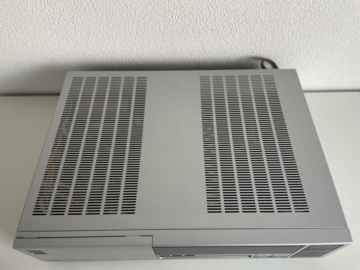 Akai Ricevitori: Akai AA V301 Reciever /Neuwertig – Nuovo (secondo la descrizione) da Freidorf TG venduto da acz_gv27 3