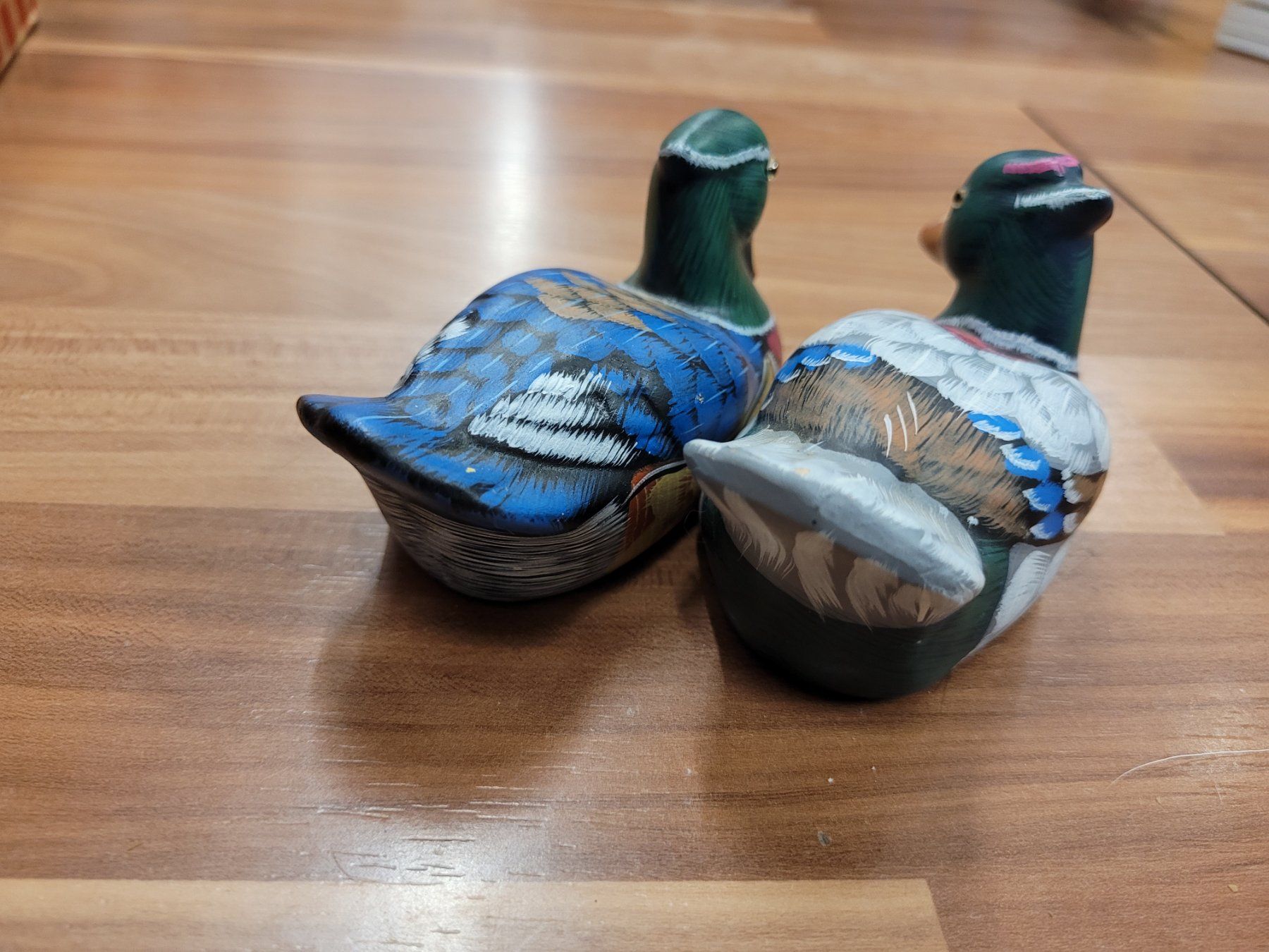 Statuette: 2 bunte Enten aus Keramik L10 – Usato da Schwarzenburg venduto da Flamingo07 1