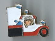 Tuborg Bier Kühlerwagen Bier / Pin