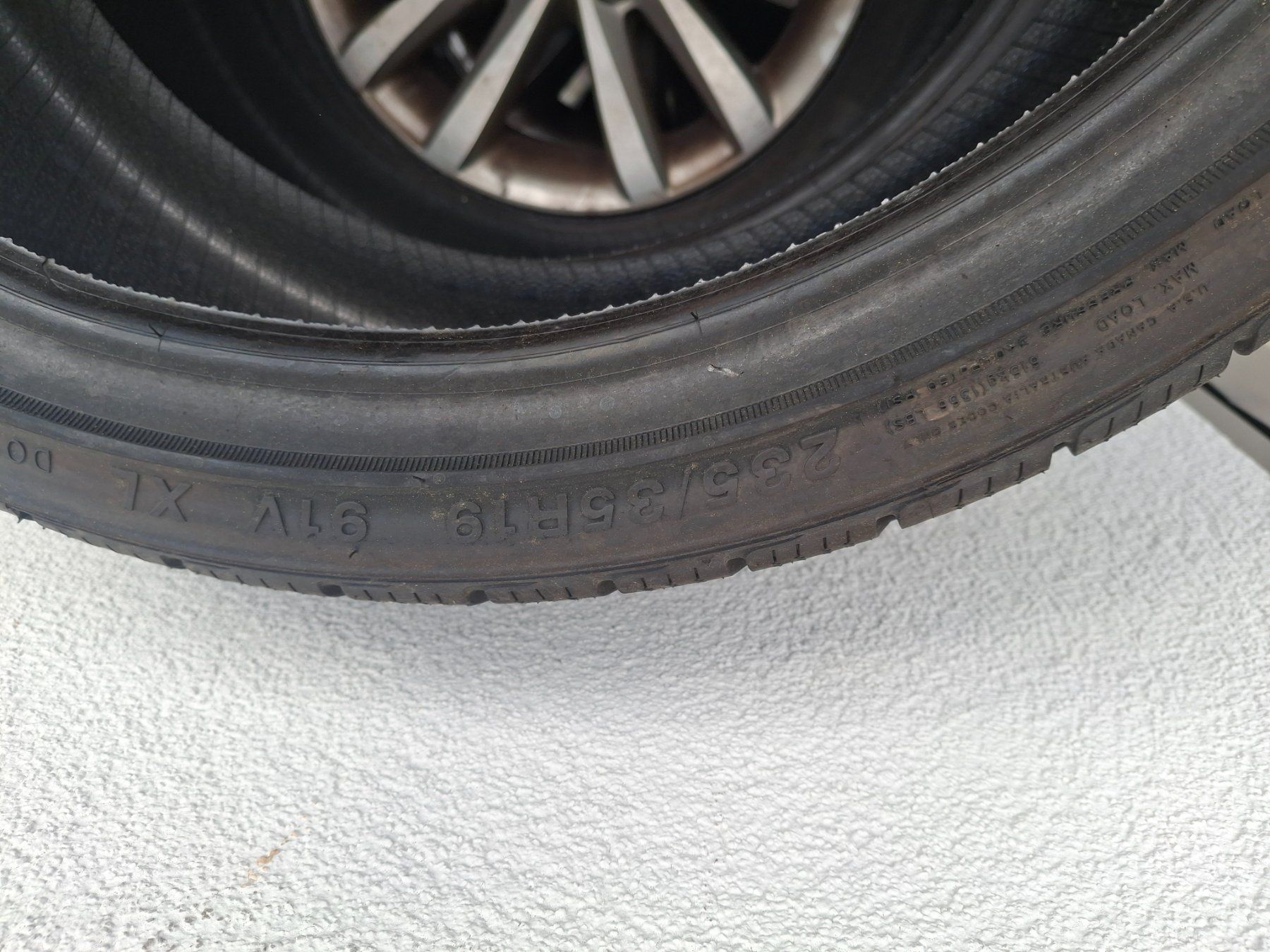 Minerva Pneumatici & Ruote complete: 2Skt. Winterpneu 235/35 R19 – Nuovo (secondo la descrizione) da Goldingen venduto da mllerr2007 1