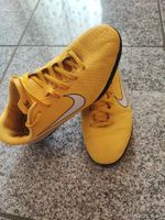 Nike Hallenschuhe Turnschuhe Gr. 38 - Top Zustand!