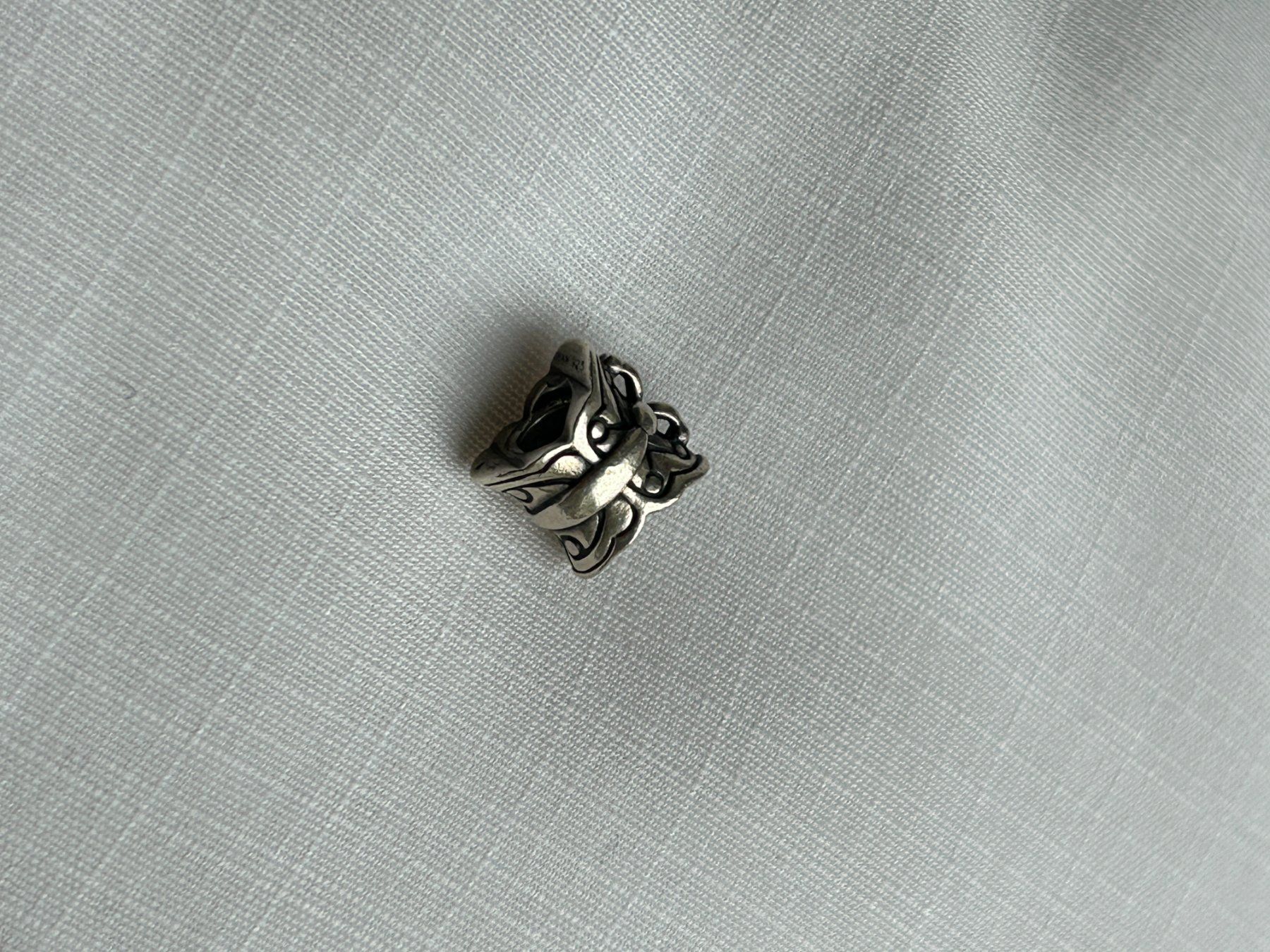 Pandora Ciondoli: PANDORA Charm Anhänger SCHMETTERLING BUTTERFLY – Usato da Vaduz venduto da vogt-mettler