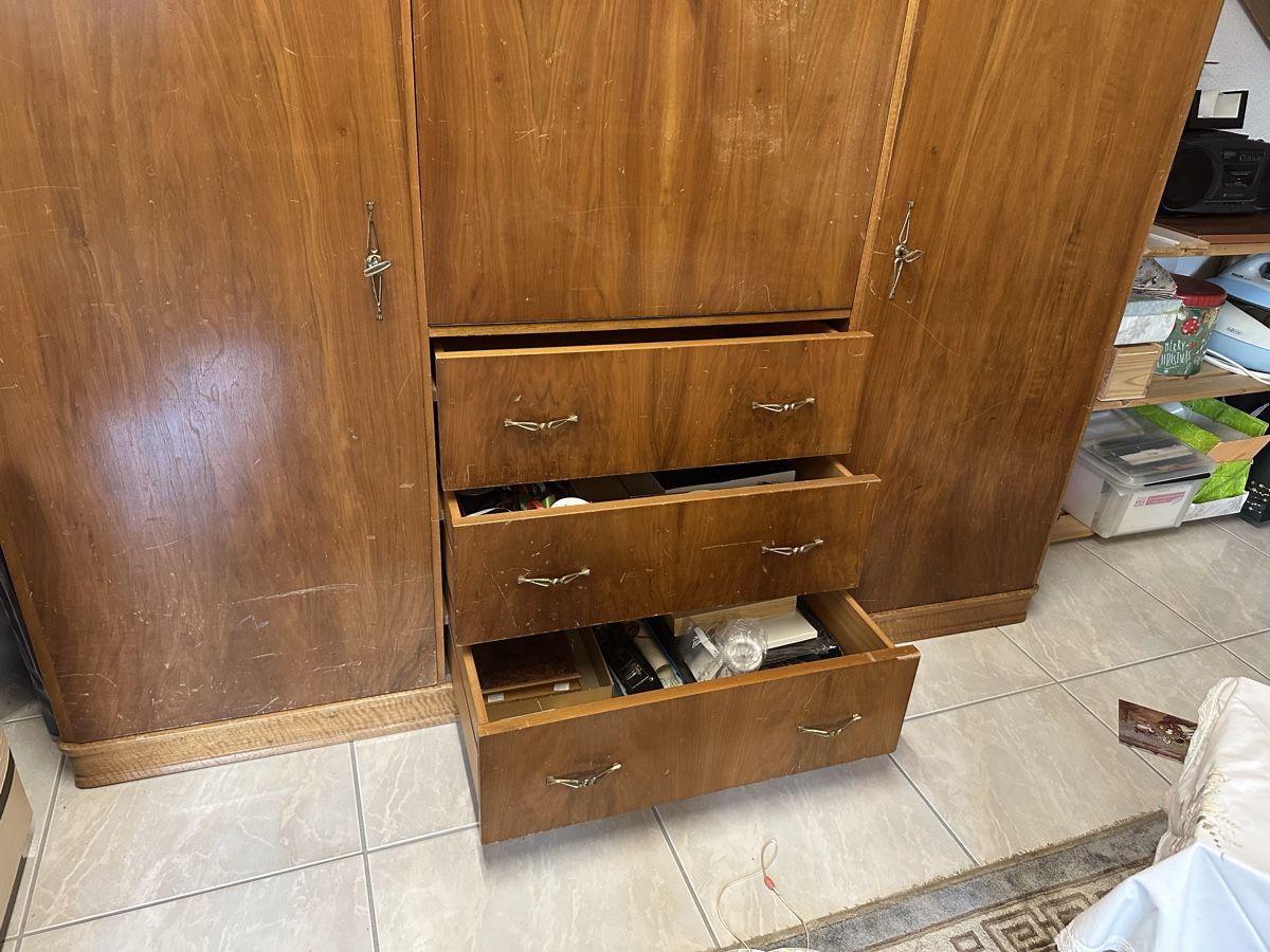 Armadi: Antiker Schrank Liebhaber – Usato da Lupfig venduto da asg_5tqb 4