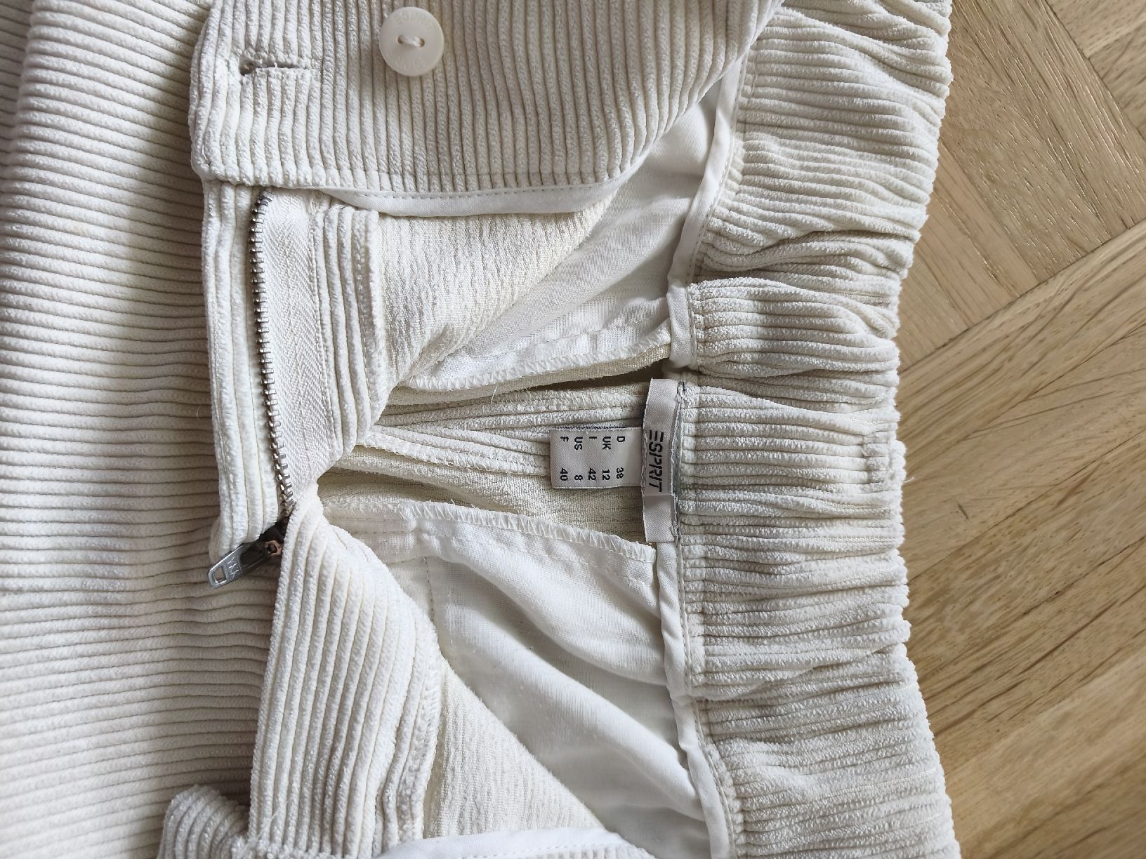 Esprit Pantaloni: Cordhose Damen, Grösse 38, Elfenbein, Esprit  – Usato da Bern venduto da Tschu_Tschu 2