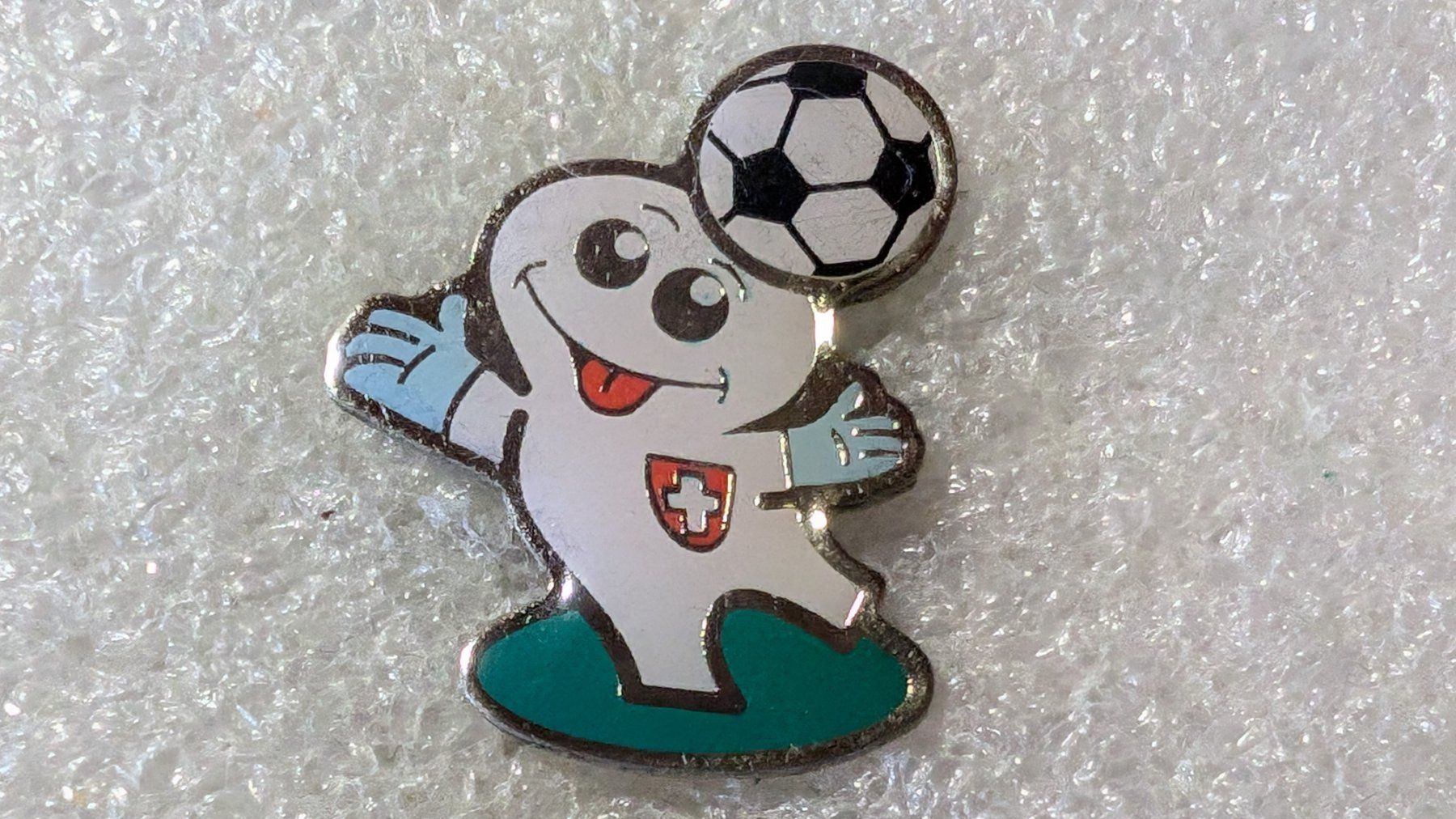 Placchette & Badge: Ansteckpin 226: Maga Bio – Usato da Oppligen venduto da Pin-Fall-Shop