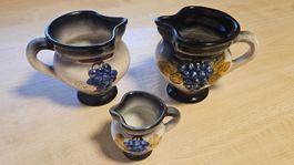 Boccalino Weintraubendekor, Set mit 2 plus 1
