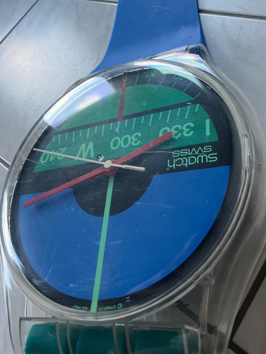 Swatch Orologi: Maxi Swatch "Nautilus" Wanduhr – Difettoso da Beromünster venduto da rin10 1