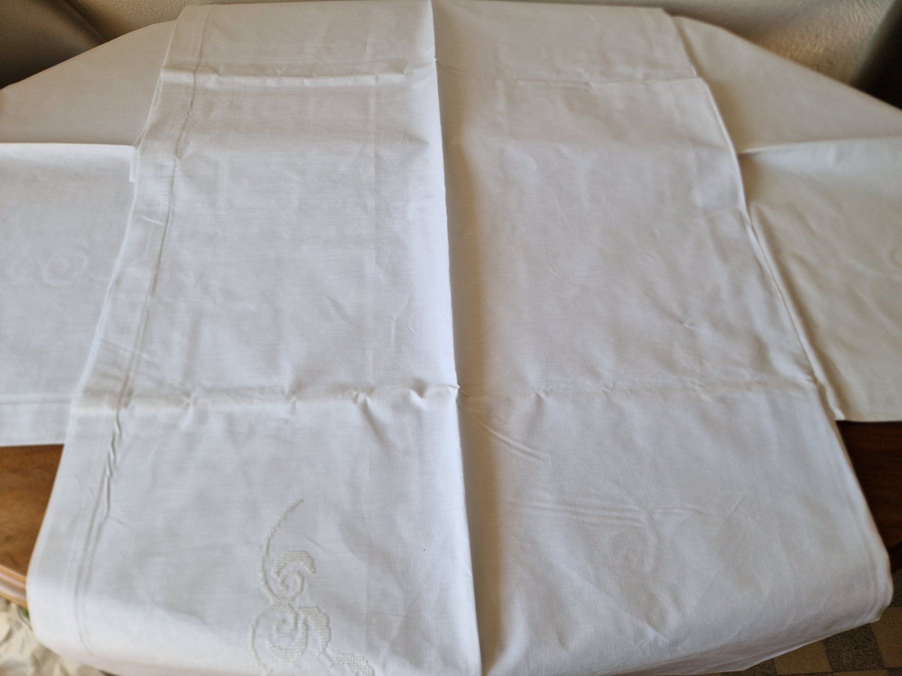 Biancheria da letto: Wunderschöne Vintage Bettwäsche-Garnitur, Baumwolle – Nuovo e nell'imballaggio originale da Bern venduto da Antikbatik 1