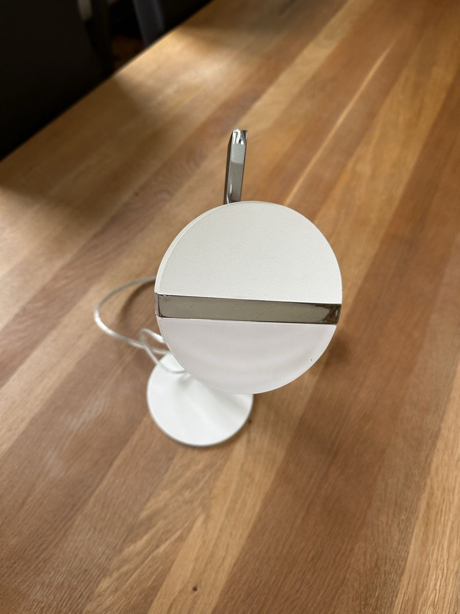 Lampade: Tischlampe, weiss, chrom – Usato da Reutigen venduto da abe_6ygq 1