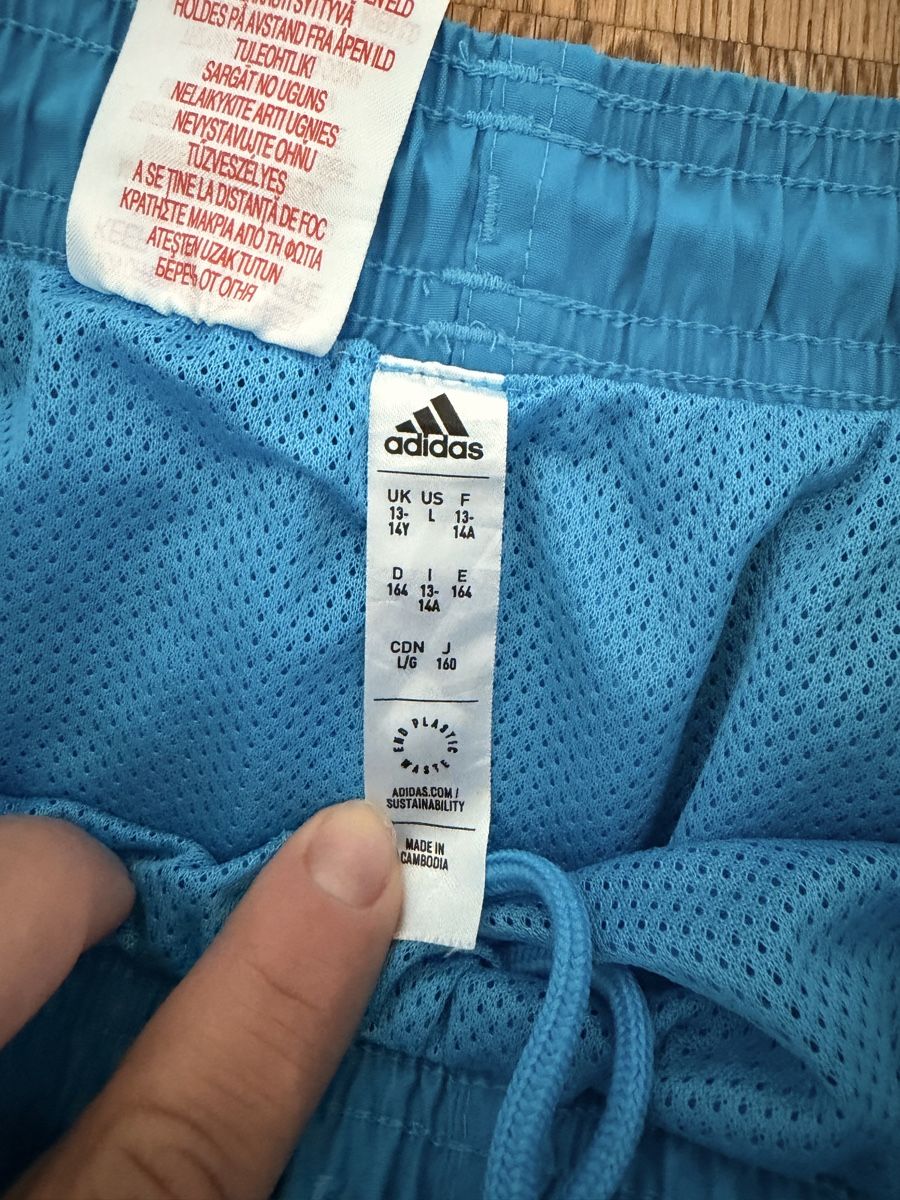 Adidas Costumi da bagno: Adidas Shorts blue size 164 used condition – Usato da Männedorf venduto da iza04 3