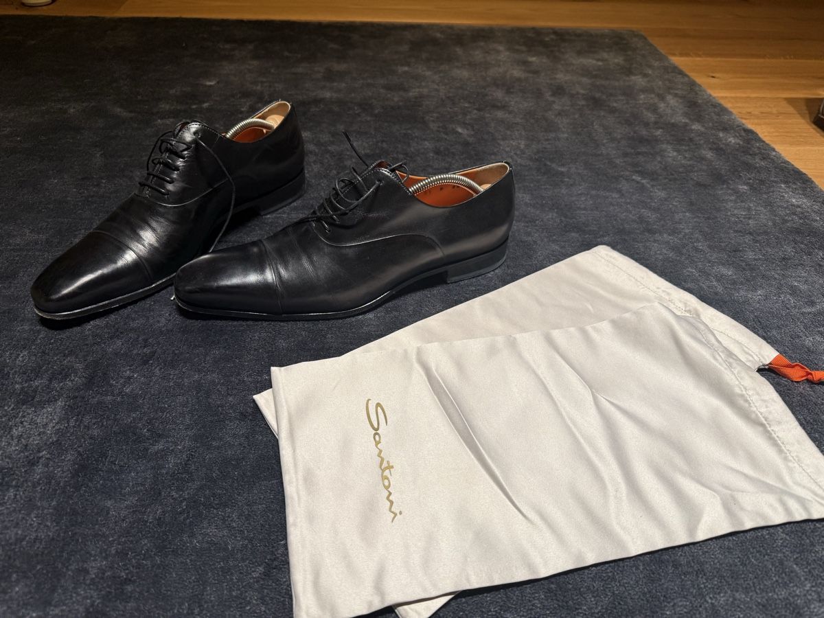 Santoni Scarpe da uomo: Santoni Herrenschuhe, schwarz, 8.5 – Usato da Meggen venduto da Pilatus051