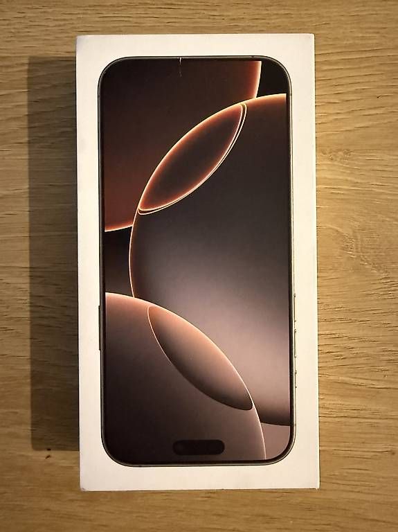 Apple Handys / Smartphones: iPhone 16 PRO MAX – Neu und originalverpackt aus Lugano von MrVooDoo