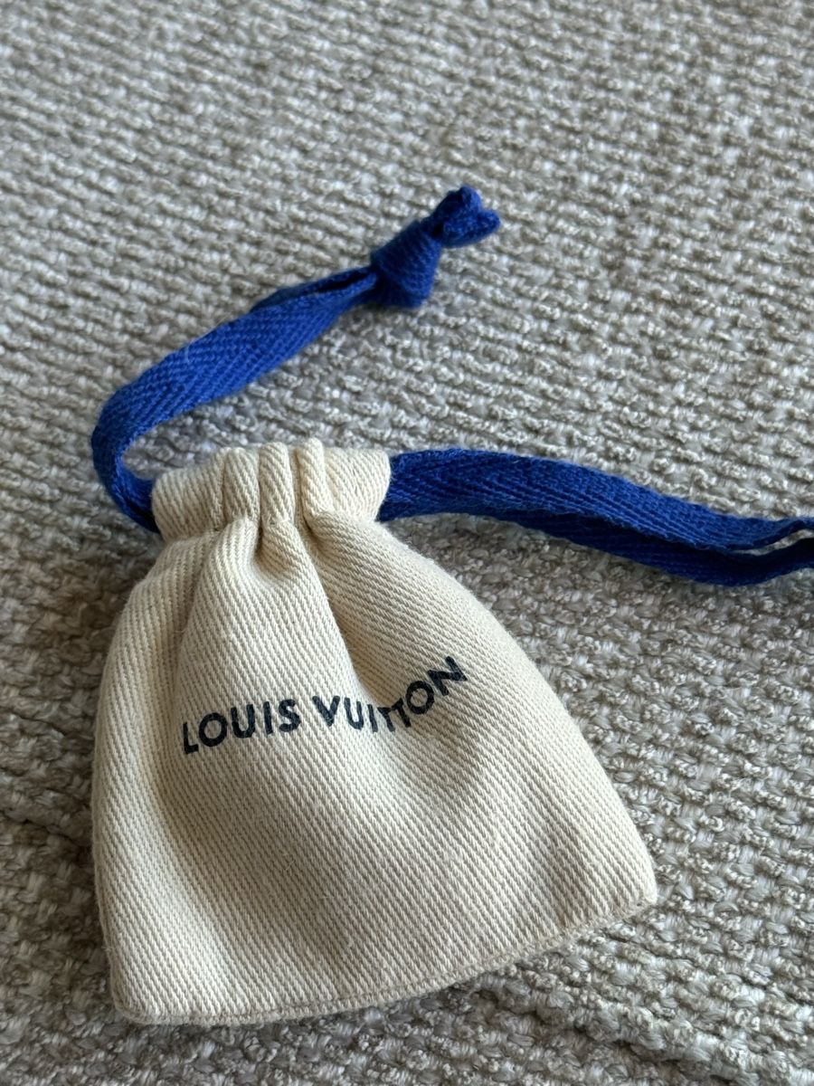 Lucchetti: Cadenas Louis Vuitton avec clés et dustbag – Nuovo e nell'imballaggio originale da Villars-sur-Glâne venduto da Sunshine-8 5