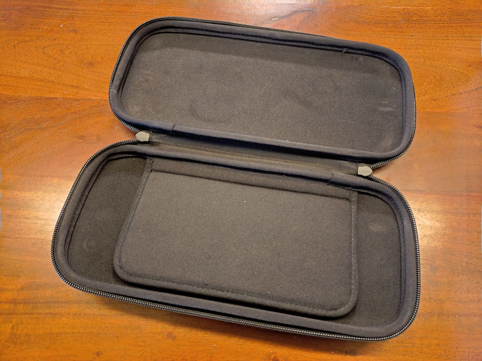 Nintendo Custodie protettive: Nintendo Switch 2 Case – Usato da Pfäffikon ZH venduto da LoriD 1