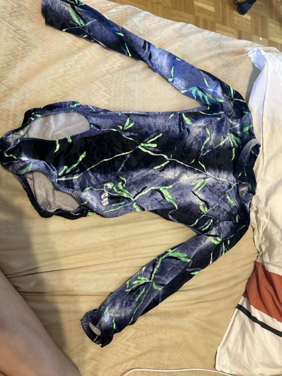 Kleiderpakete & -sets: Body ginnastica  – Neu (gemäss Beschreibung) aus Capolago von nic_5g28