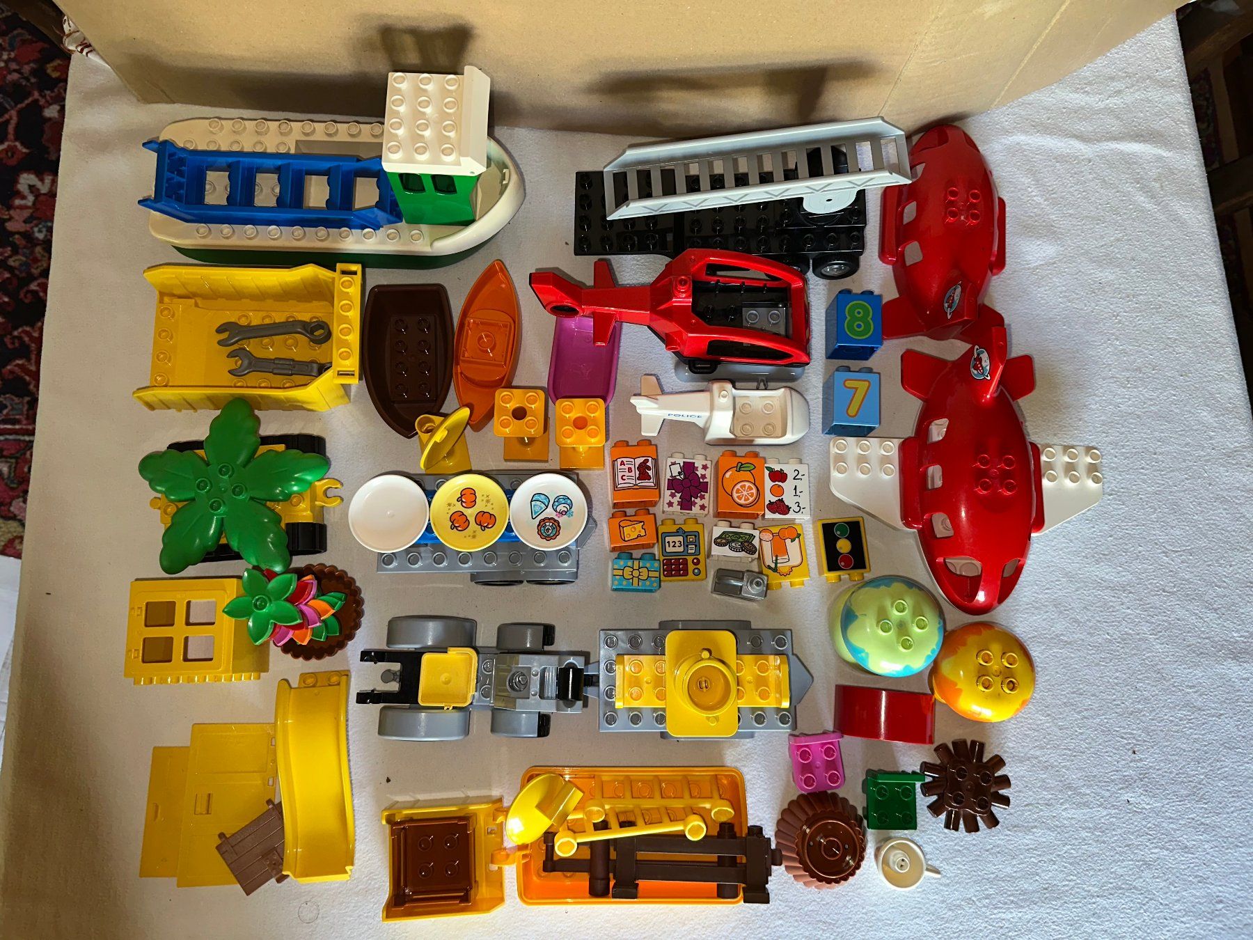 Lego Kit di costruzioni: Lot de plus de 50 pièces Lego-Duplo – Usato da Ste-Croix venduto da mjmg