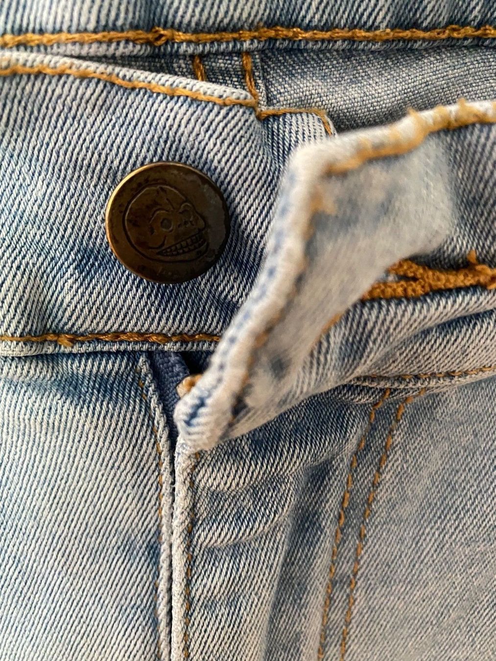 Jeans: Jeans Cheap Monday 32/32 – Usato da Altendorf venduto da wqv_97 2