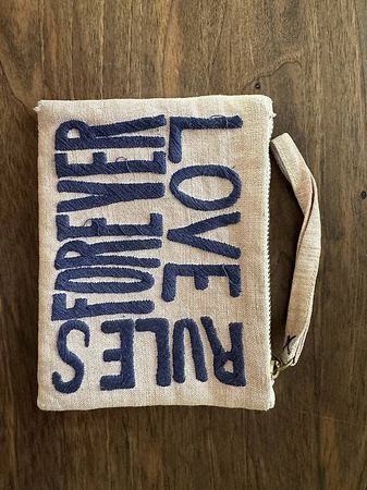 enSoie Leinen-Täschchen «Love Rules Forever»