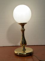 Elegant Brass table Lamp with Globe Shade - Vintage Charm