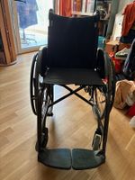 chaise roulant rapide, léger et pratique  Carbon-Rollstuhl