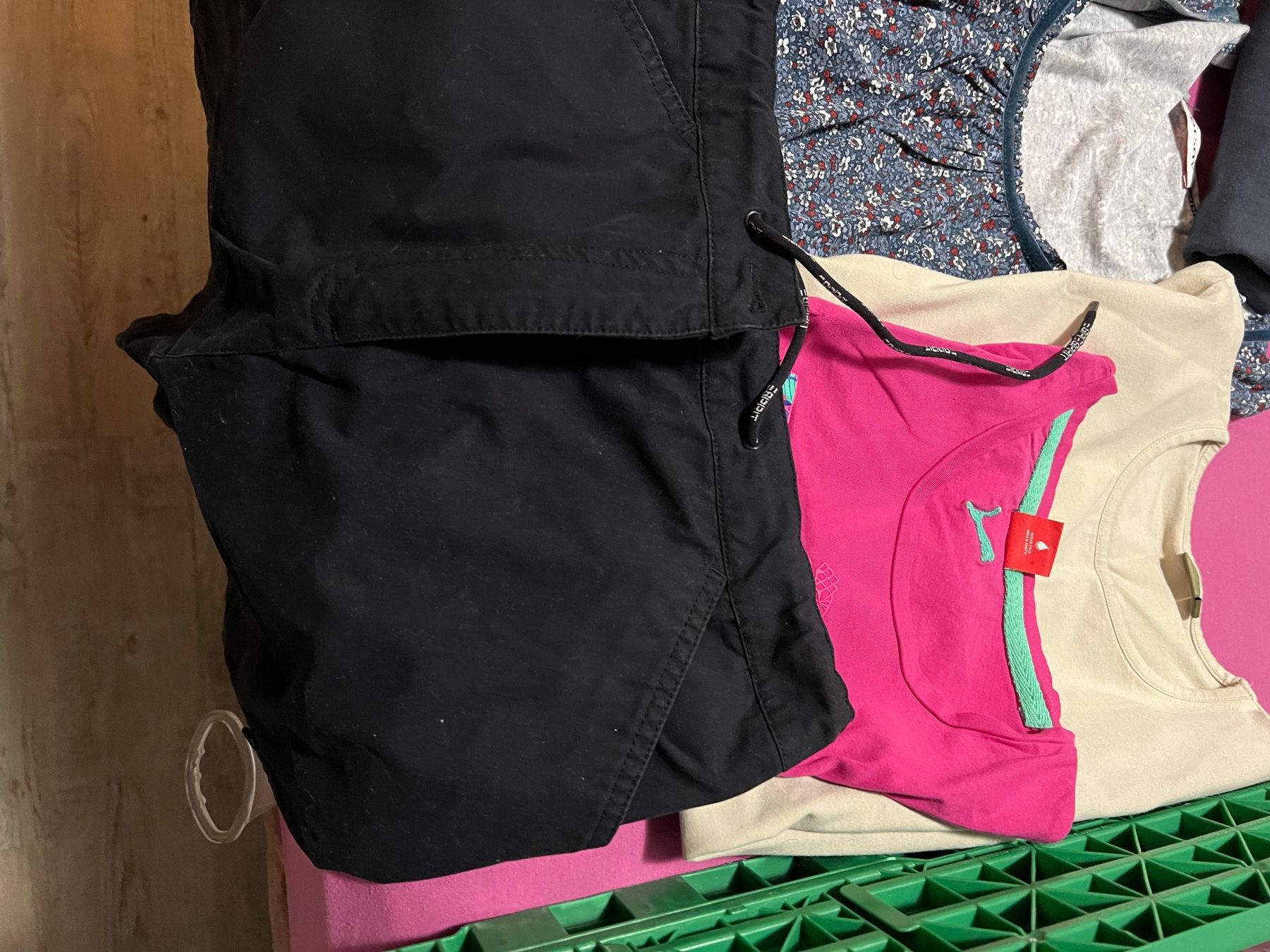Lotti di vestiti: sommer kleider paket – Usato da Winterthur venduto da EasyRS 6