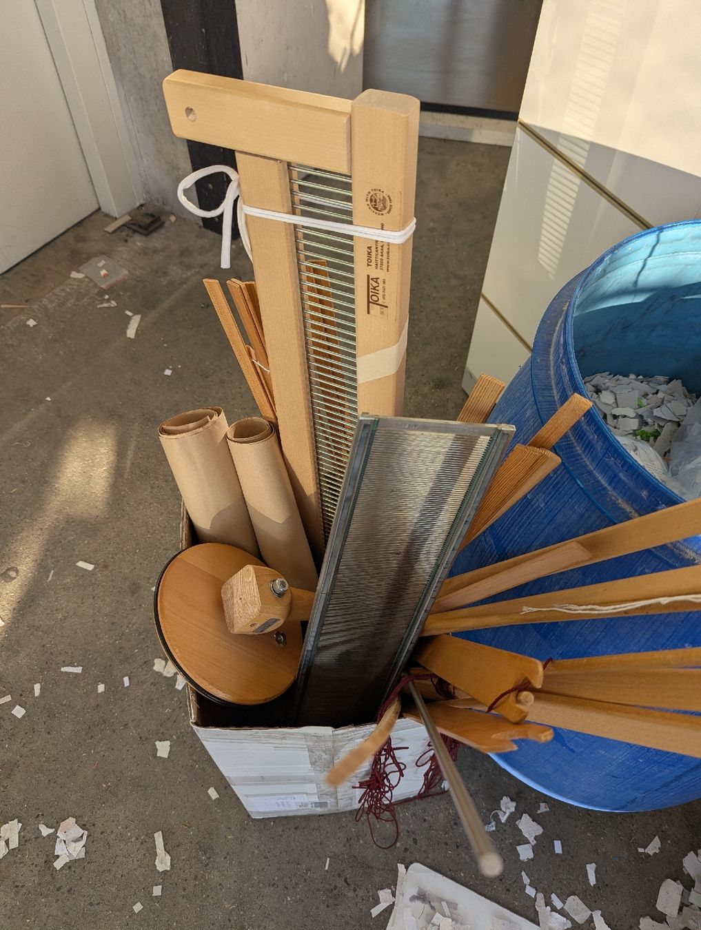 Telai per tessitura: Webstühle ARM mit viel Zubehör  – Usato da Zürich venduto da Rosahasi 7