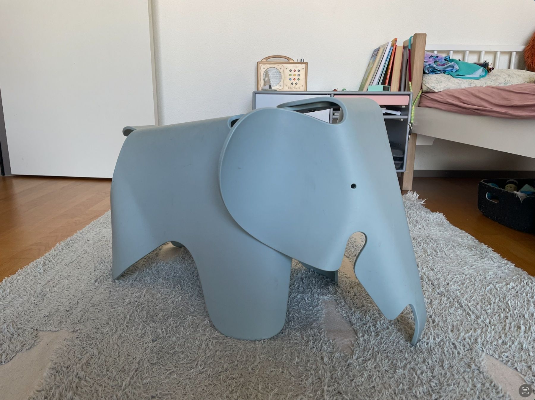 Jouets: Eames Elephant RE von Vitra, Sky blue – D'occasion à Zürich par Rubine. 1