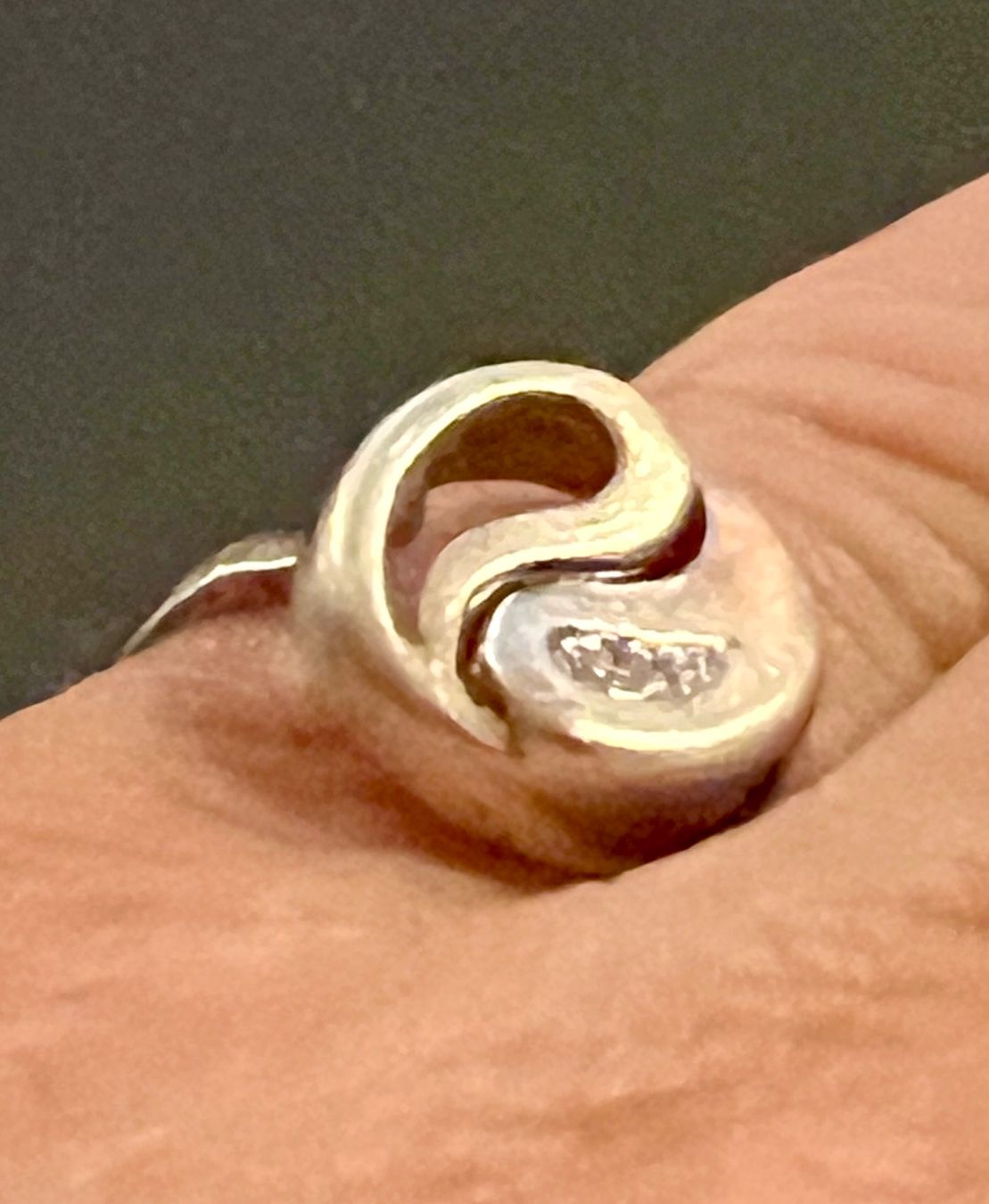 Bagues: Gold-Ring 9K mit Brilliant "Yin und Yang" – D'occasion à Chur par Penting1935 6