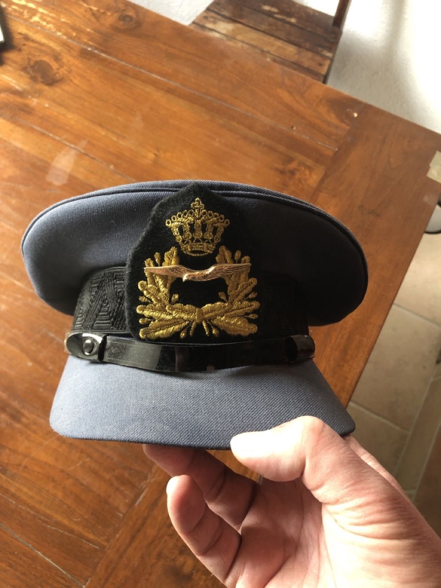 Uniformi: Militärmütze Luftwaffe Holland – Usato da Grandval venduto da ChezJerome 1