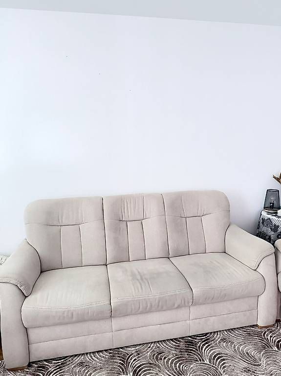 Divani: Sofa einmal 1er zweimal 3 er – Usato da Basel venduto da atila.01 1