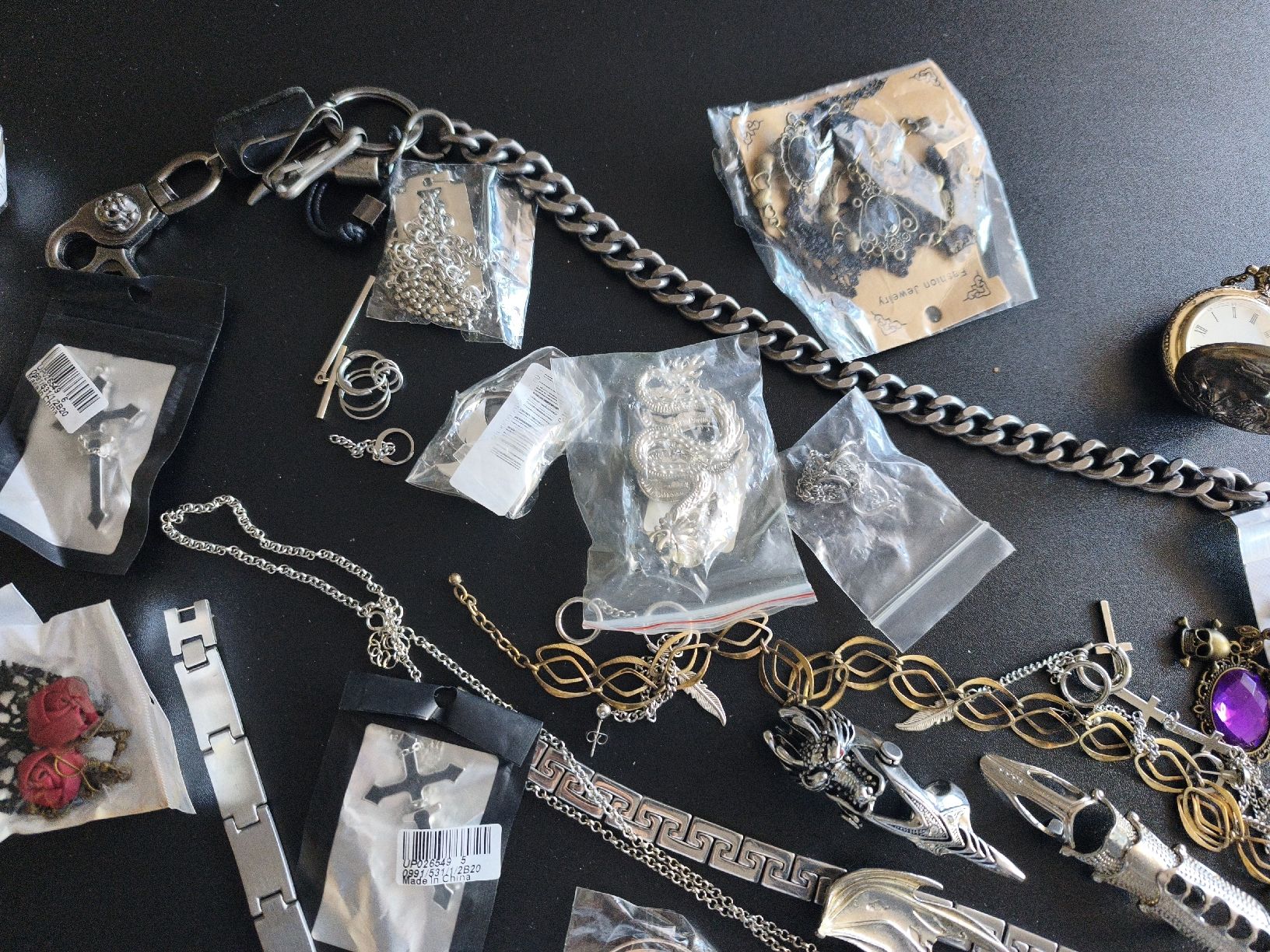 Sonstiger Schmuck: Modeschmuck gothik konvolut 16 – Gebraucht aus Kreuzlingen von dad_9x7b