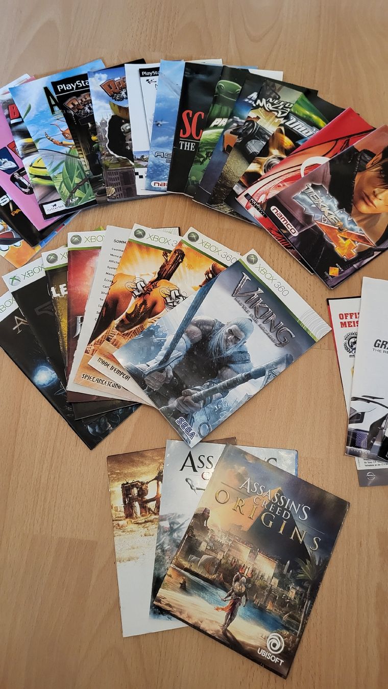 Giochi: Video Spiele-Anleitungen Div.Konsolen – Nuovo (secondo la descrizione) da Biel/Bienne venduto da Retrohr 2