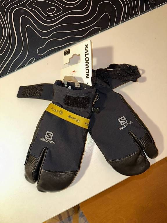 Guanti & manicotti: Salamon Gore-Tex Handschuhe – Usato da Obernau venduto da pet_rtf8