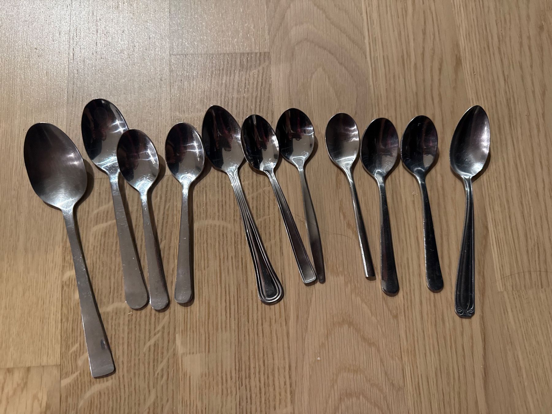 Cuillères: 11 coffee/ tea spoons – D'occasion à Dübendorf par zhe_69pd