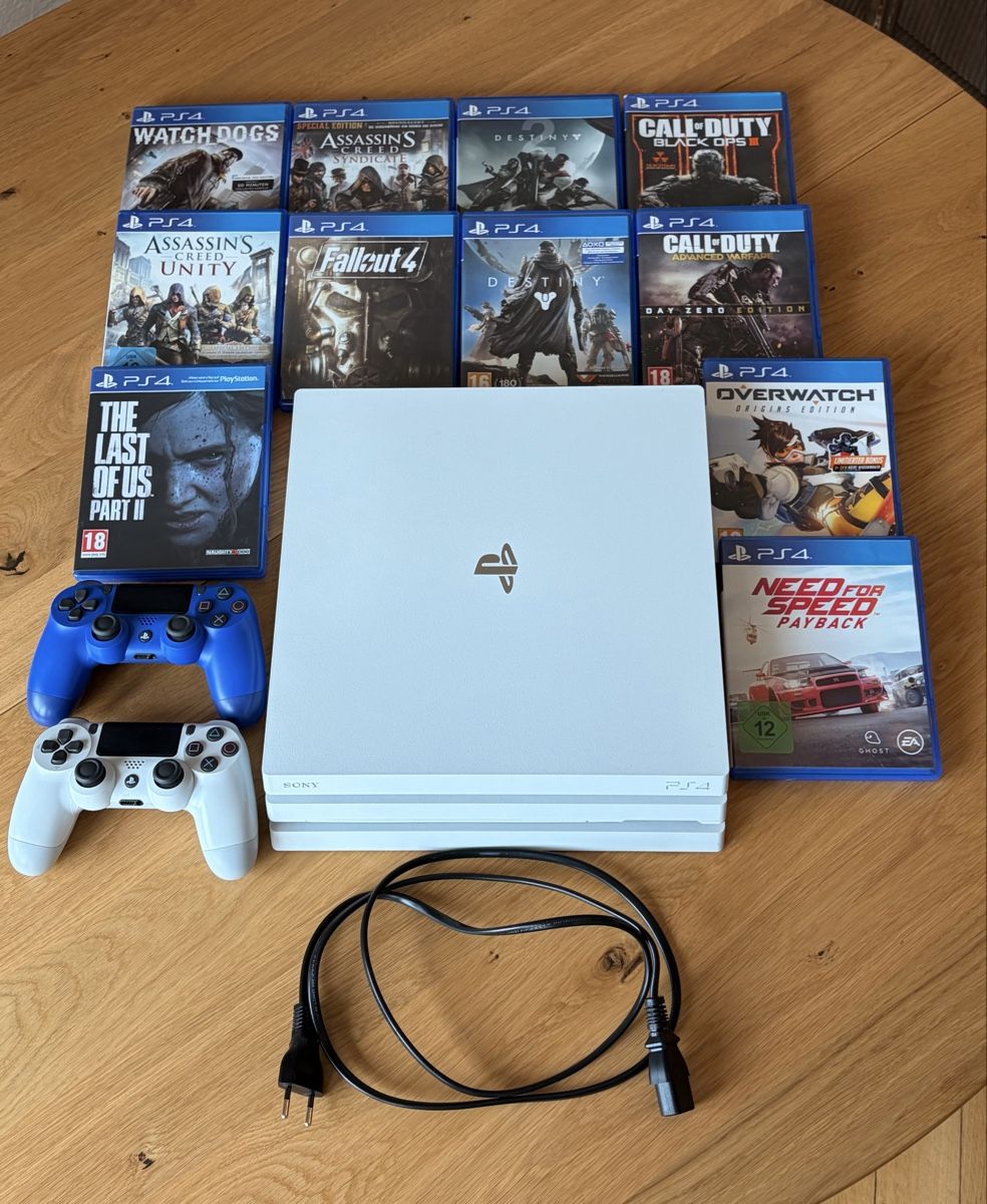 Sony Console: Sony Ps4 Pro 1TB Weiss inkl. 2 Controller & 11 Spiele – Usato da Bern venduto da cycloor
