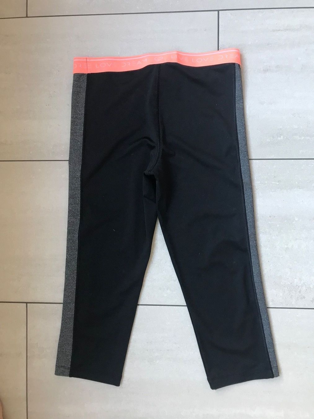 Leggings: Sport Leggins 3/4 Gr.S – Gebraucht aus Wädenswil von JJ15 2