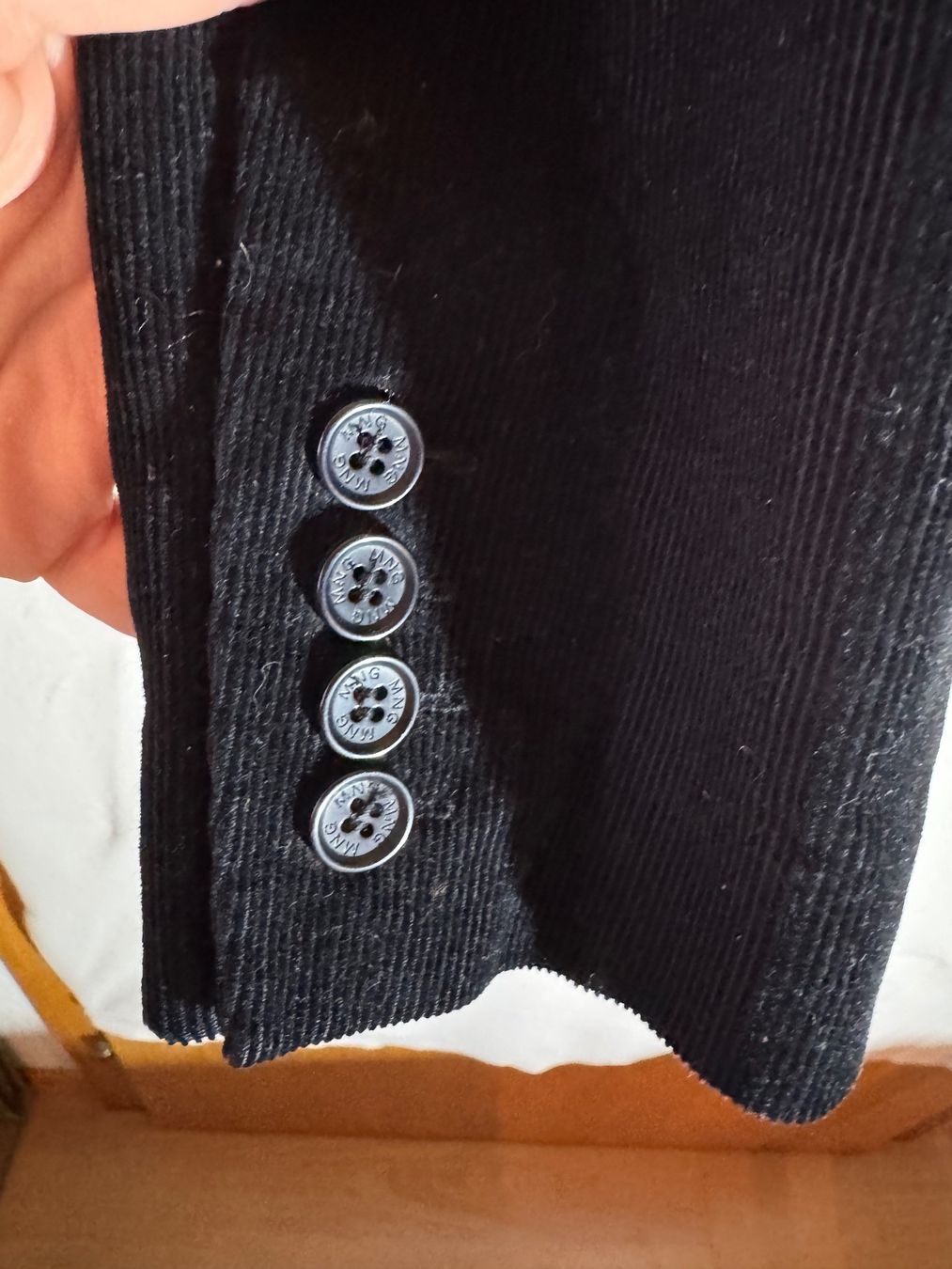 Mango Giacche: Kordblazer von Mango Gr. 40 – Usato da Grosswangen venduto da second_hand_dress 2