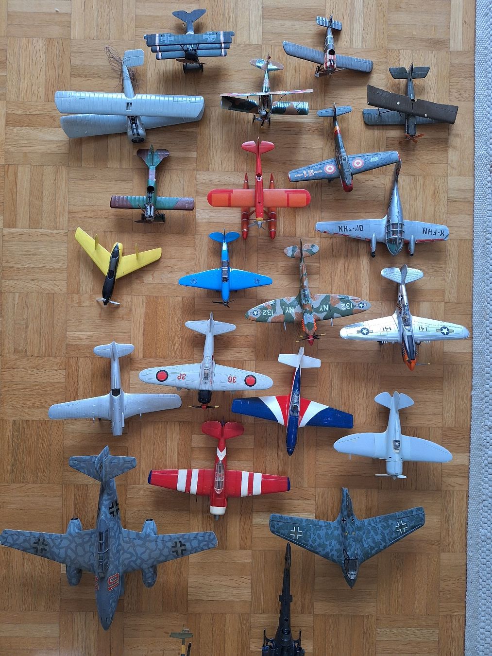 Italeri Modellbausätze & Standmodelle: Konvolut Flugzeugmodelle gebaut – Gebraucht aus Volketswil von Fraskin 2